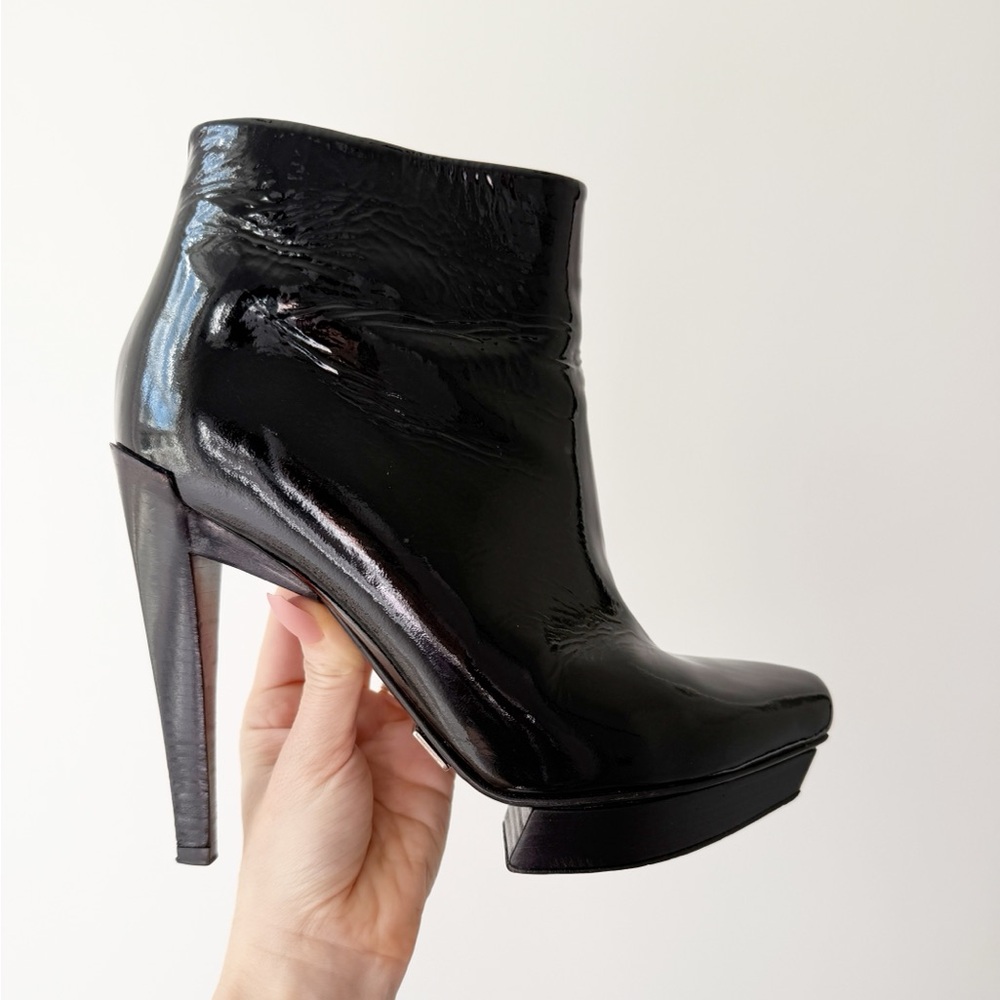 Michael Kors Collection - Patent Leather Platform Ankle Bootie - size 38 - EUC - Picture 3 of 15
